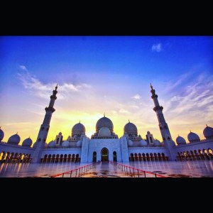 12976389_1677724379155161_695350782_n